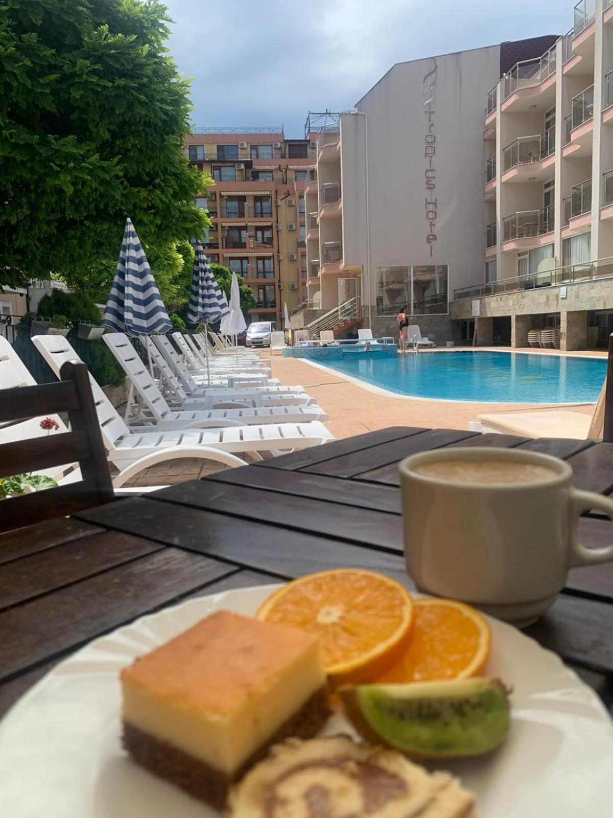 Tropics Hotel Sveti Vlas Eksteriør bilde