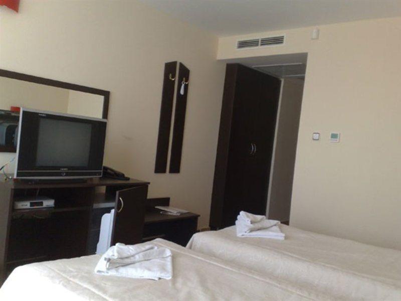 Tropics Hotel Sveti Vlas Eksteriør bilde