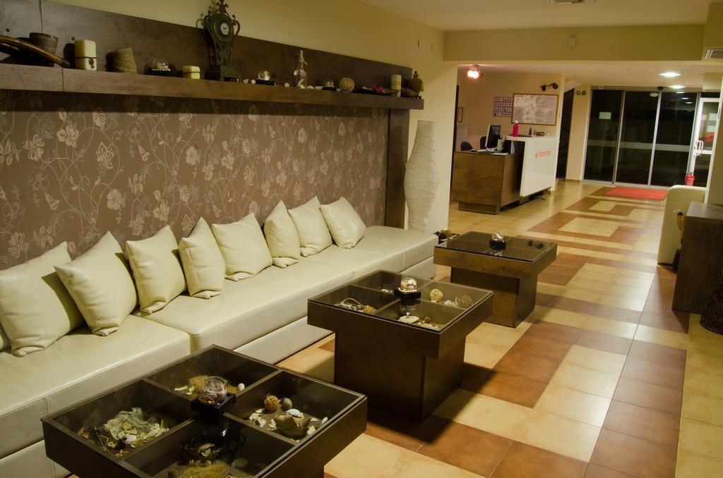 Tropics Hotel Sveti Vlas Eksteriør bilde