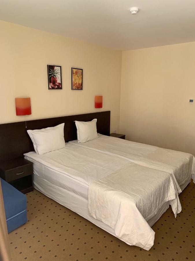 Tropics Hotel Sveti Vlas Eksteriør bilde